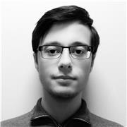 Bac+3 dans le domaine de l'informatique, à l'aise pour enseigner aux niveaux débutants et intermédiaire